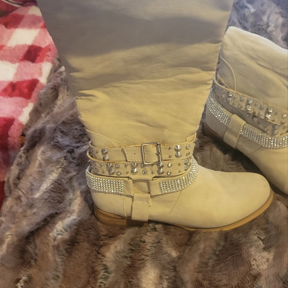 Not Rated boots - Picture 3 of 3